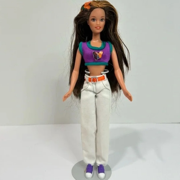 1996 Barbie Teen Courtney Brunette & Freckled Doll - Picture 2 of 8